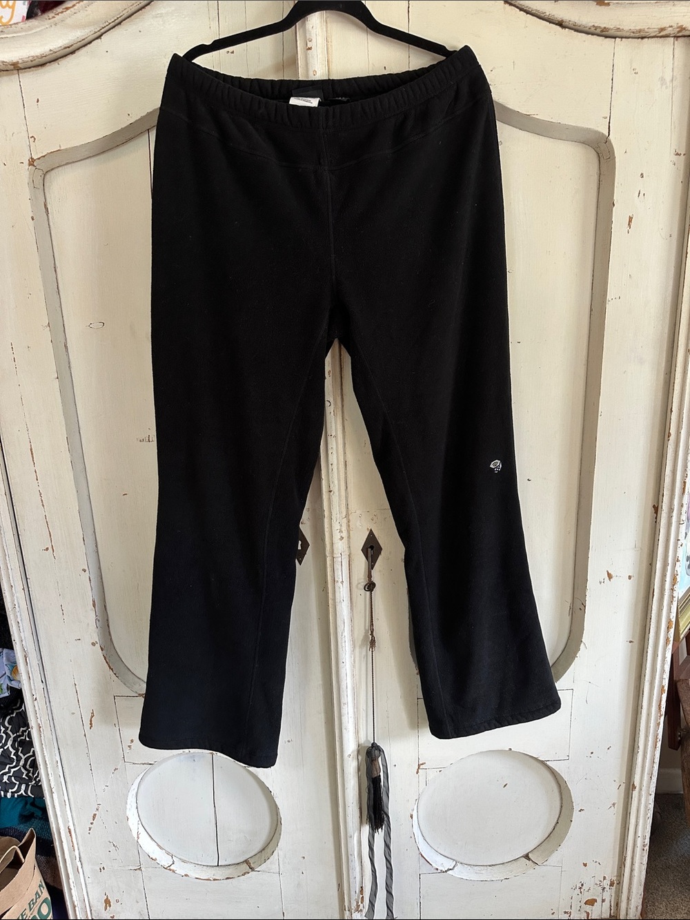 Mountain Hardwear Black Women's Elastic Waist fleece lined pants- super warm!!!